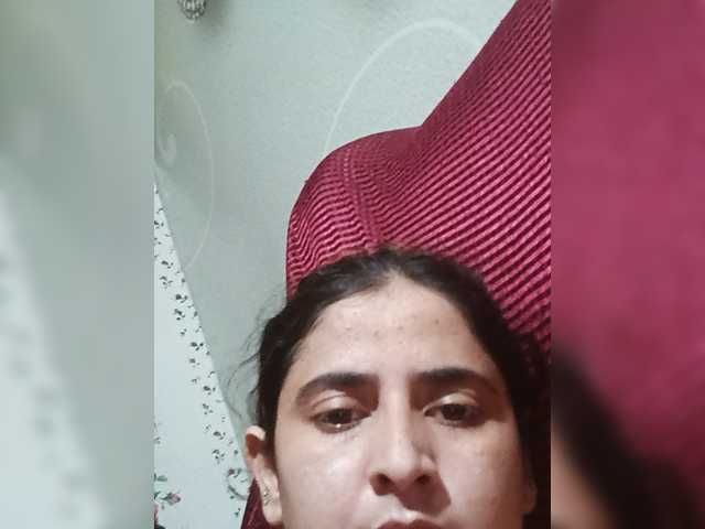 Khadija3 live cam on BongaCams