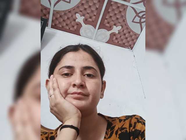 Khadija3 live cam on BongaCams