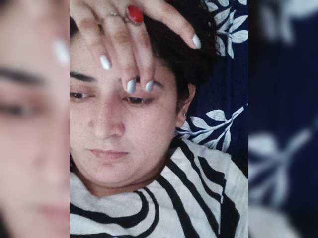 Khadija3 live cam on BongaCams