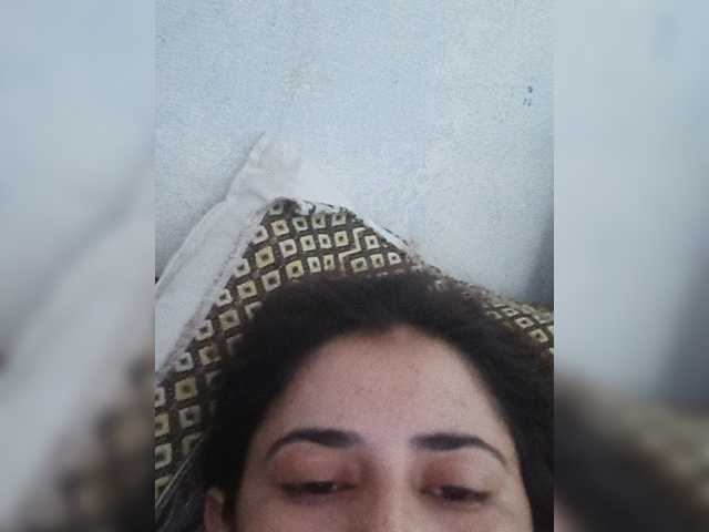 Khadija3 live cam on BongaCams