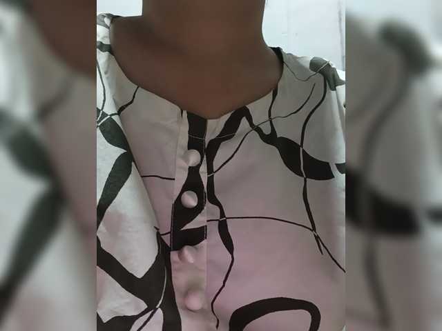Khadija3 live cam on BongaCams