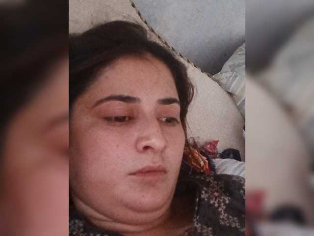 Khadija3 live cam on BongaCams