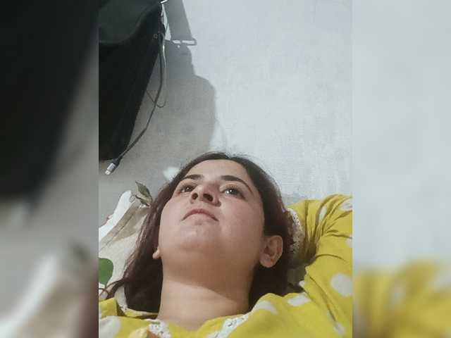 Khadija3 live cam on BongaCams