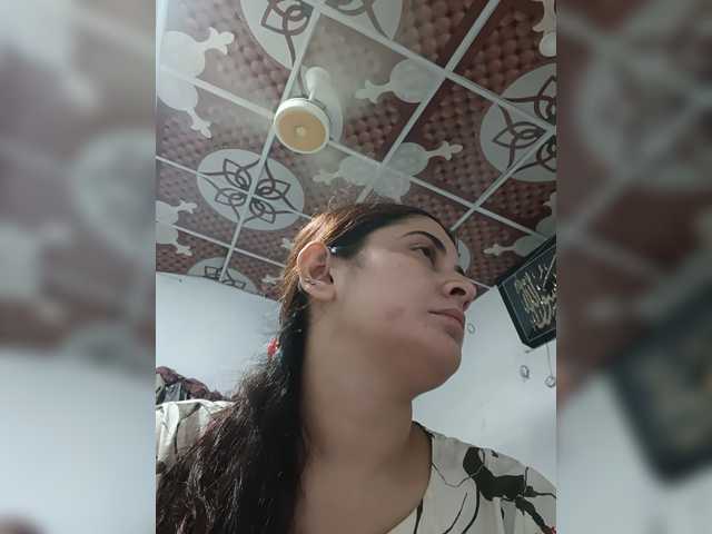 Khadija3 live cam on BongaCams