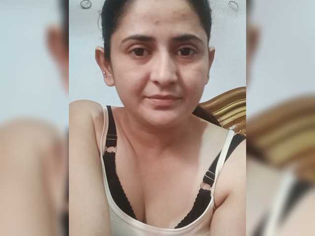 Khadija3 live cam on BongaCams
