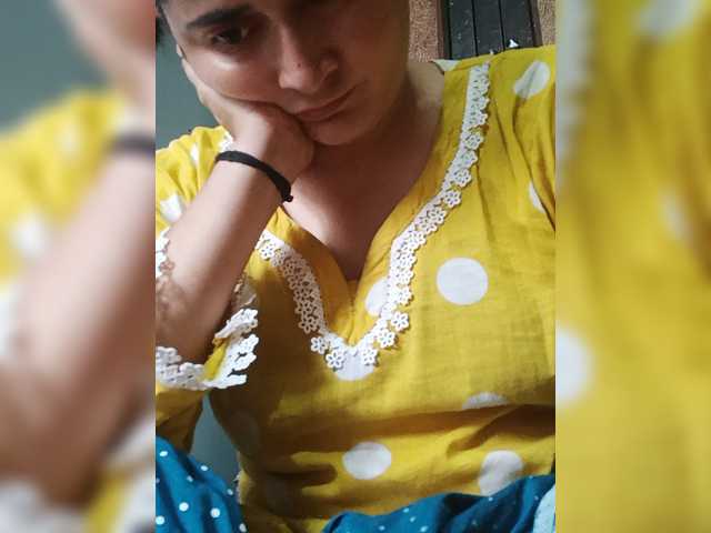 Khadija3 live cam on BongaCams