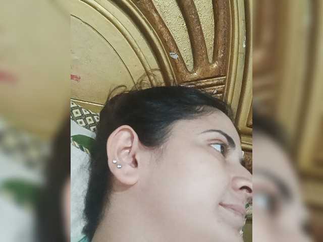 Khadija3 live cam on BongaCams