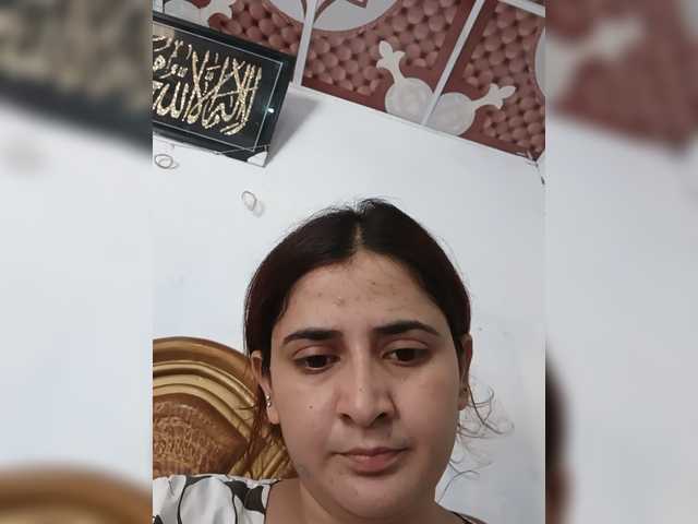 Khadija3 live cam on BongaCams