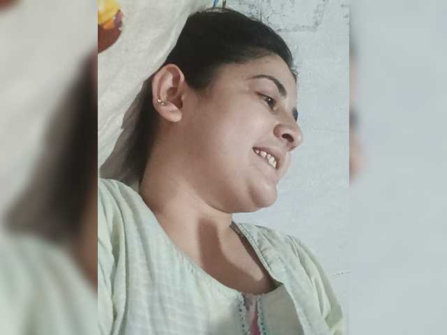 Khadija3 live cam on BongaCams