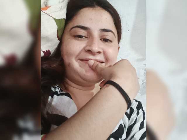 Khadija3 live cam on BongaCams