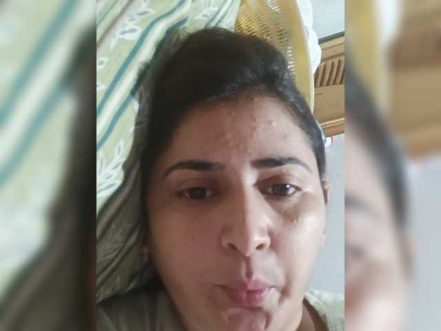 Khadija3 live cam on BongaCams