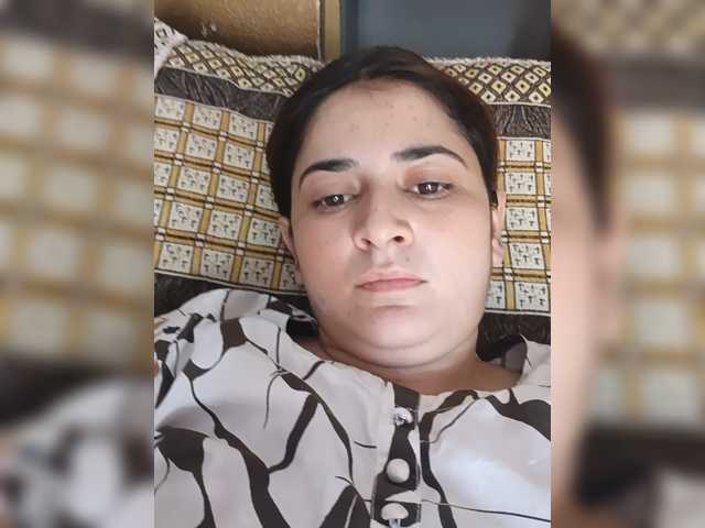 Khadija3 live cam on BongaCams