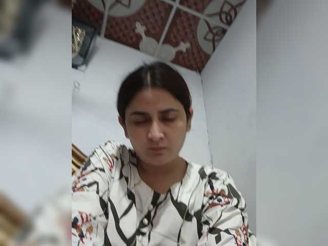 Khadija3 live cam on BongaCams