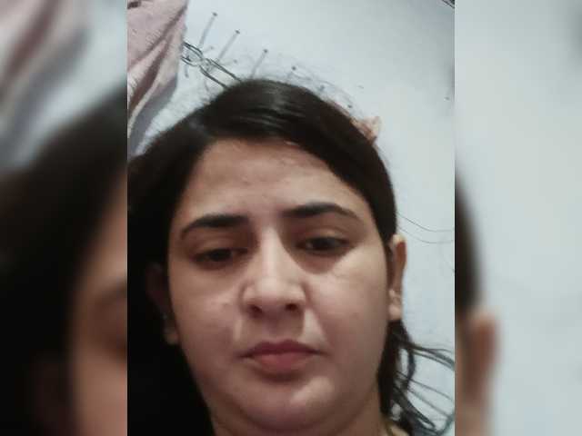 Khadija3 live webcam show