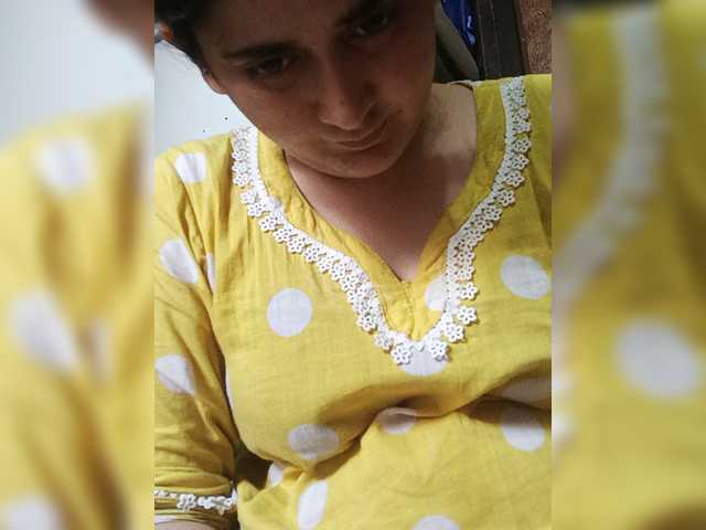 Khadija3 live cam on BongaCams