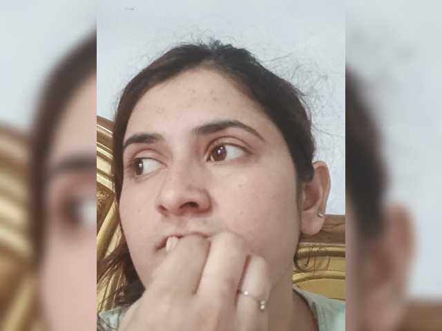 Khadija3 live cam on BongaCams