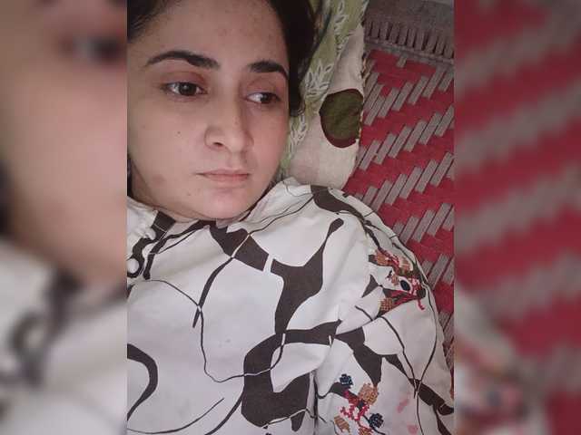 Khadija3 live webcam show