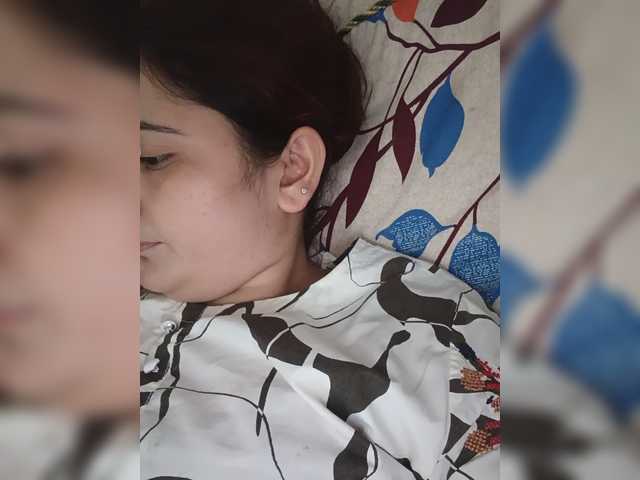 Khadija3 live webcam show