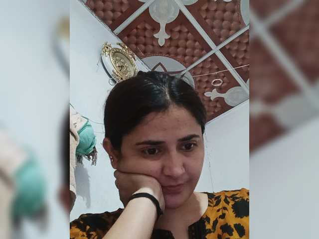 Khadija3 live webcam show