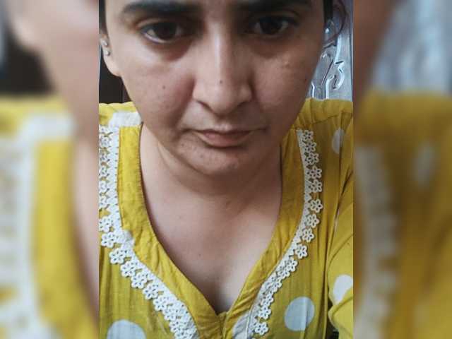 Khadija3 live cam on BongaCams