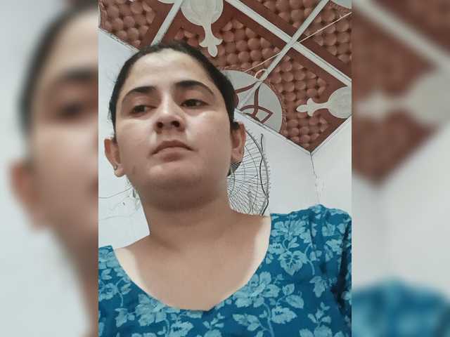 Khadija3 live cam on BongaCams