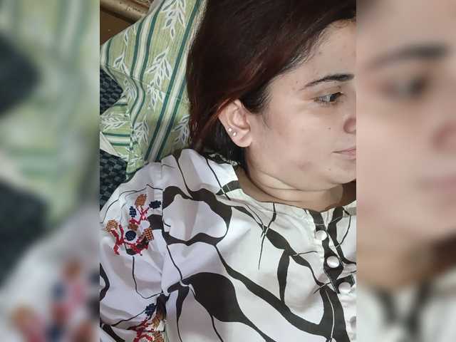 Khadija3 live cam on BongaCams