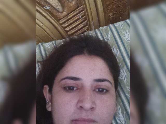 Khadija3 live cam on BongaCams