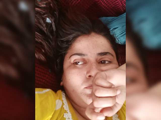Khadija3 live cam on BongaCams