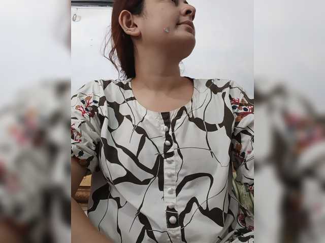 Khadija3 live cam on BongaCams