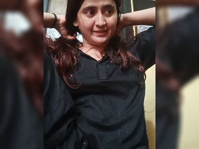 Khadija3 live cam on BongaCams