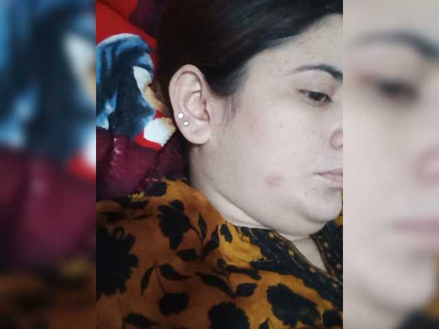 Khadija3 live webcam show