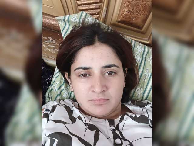 Khadija3 live webcam show