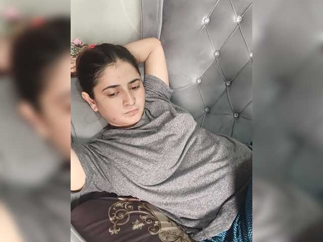 Khadija3 live webcam show