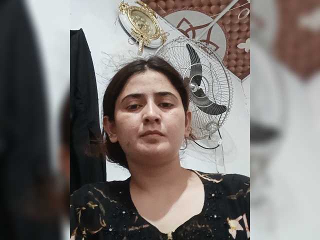 Khadija3 live cam on BongaCams