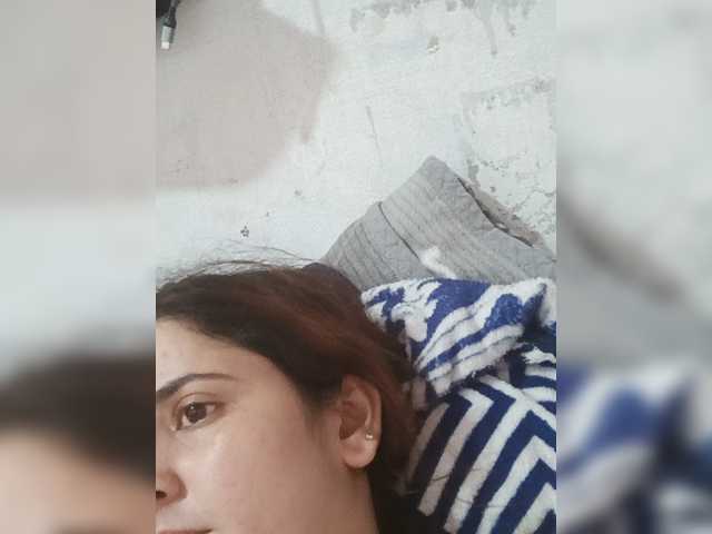 Khadija3 live cam on BongaCams