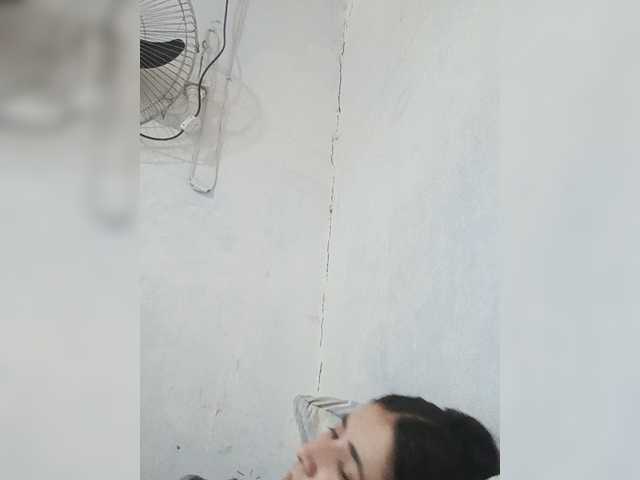 Khadija3 live cam on BongaCams