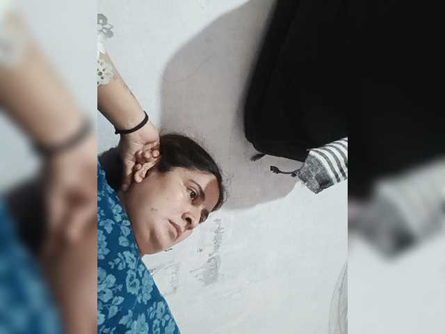 Khadija3 live cam on BongaCams