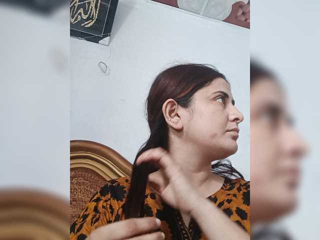 Khadija3 live webcam show