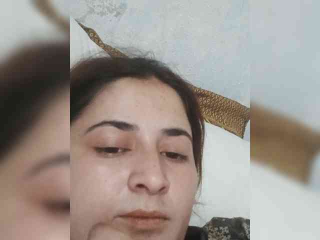 Model: Khadija3
