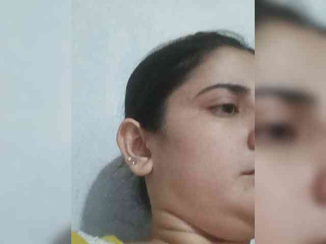 Khadija3 webcam