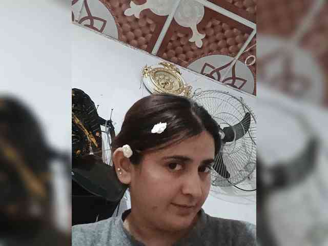 Khadija3 webcam