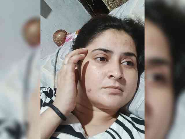 Khadija3 webcam