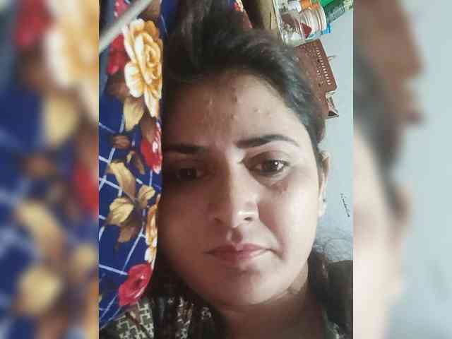 Khadija3 webcam