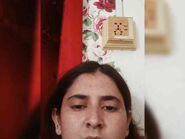 Khadija3 webcam