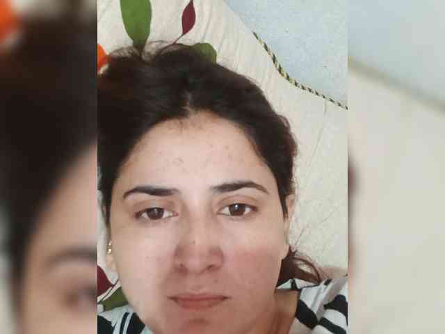 Khadija3 webcam