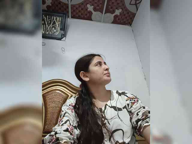 Khadija3 webcam