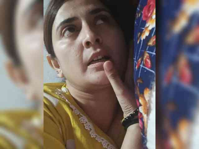 Model: Khadija3