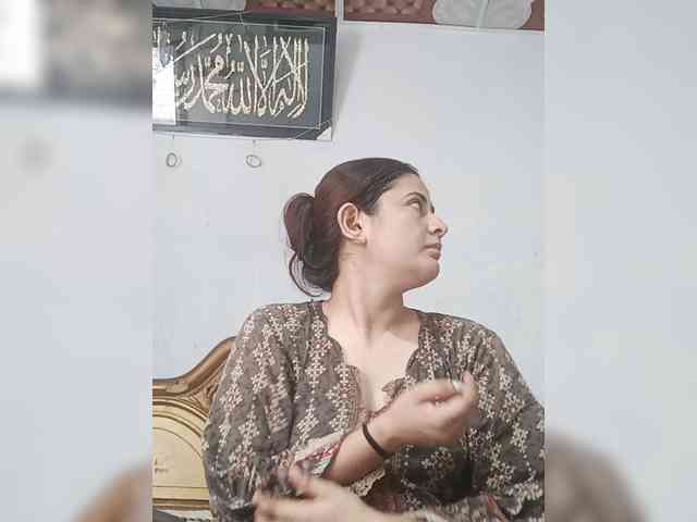 Khadija3 Sex Cam Show