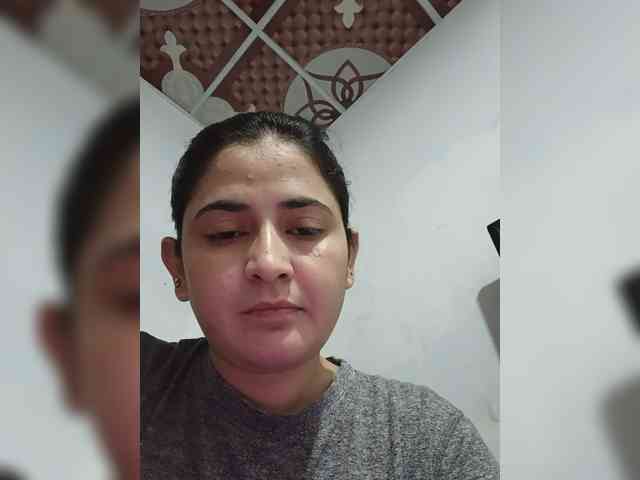 Khadija3 webcam