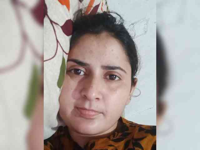 Khadija3 webcam
